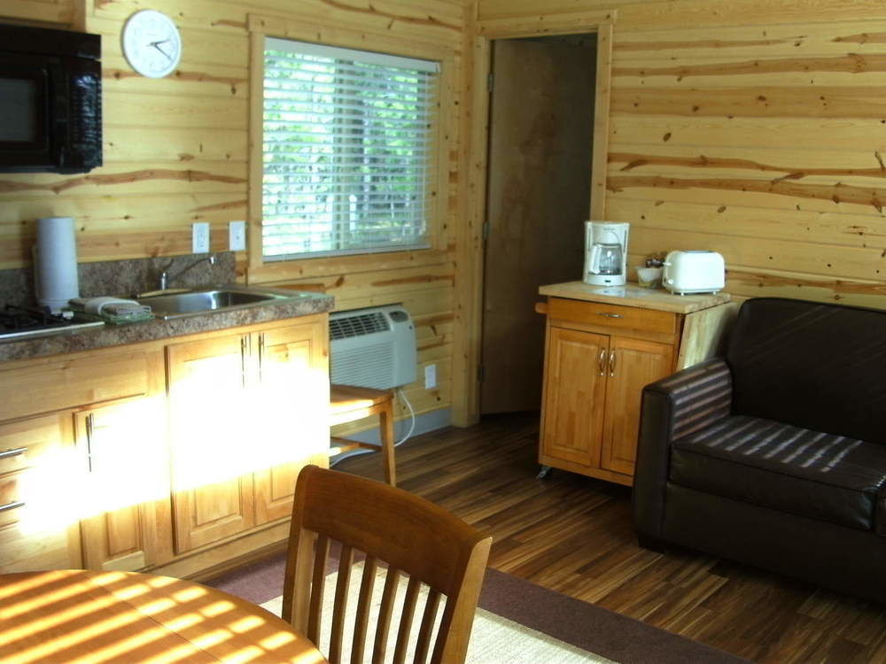 Bend-Sunriver Camping Resort Studio Cabin 6 Exterior foto